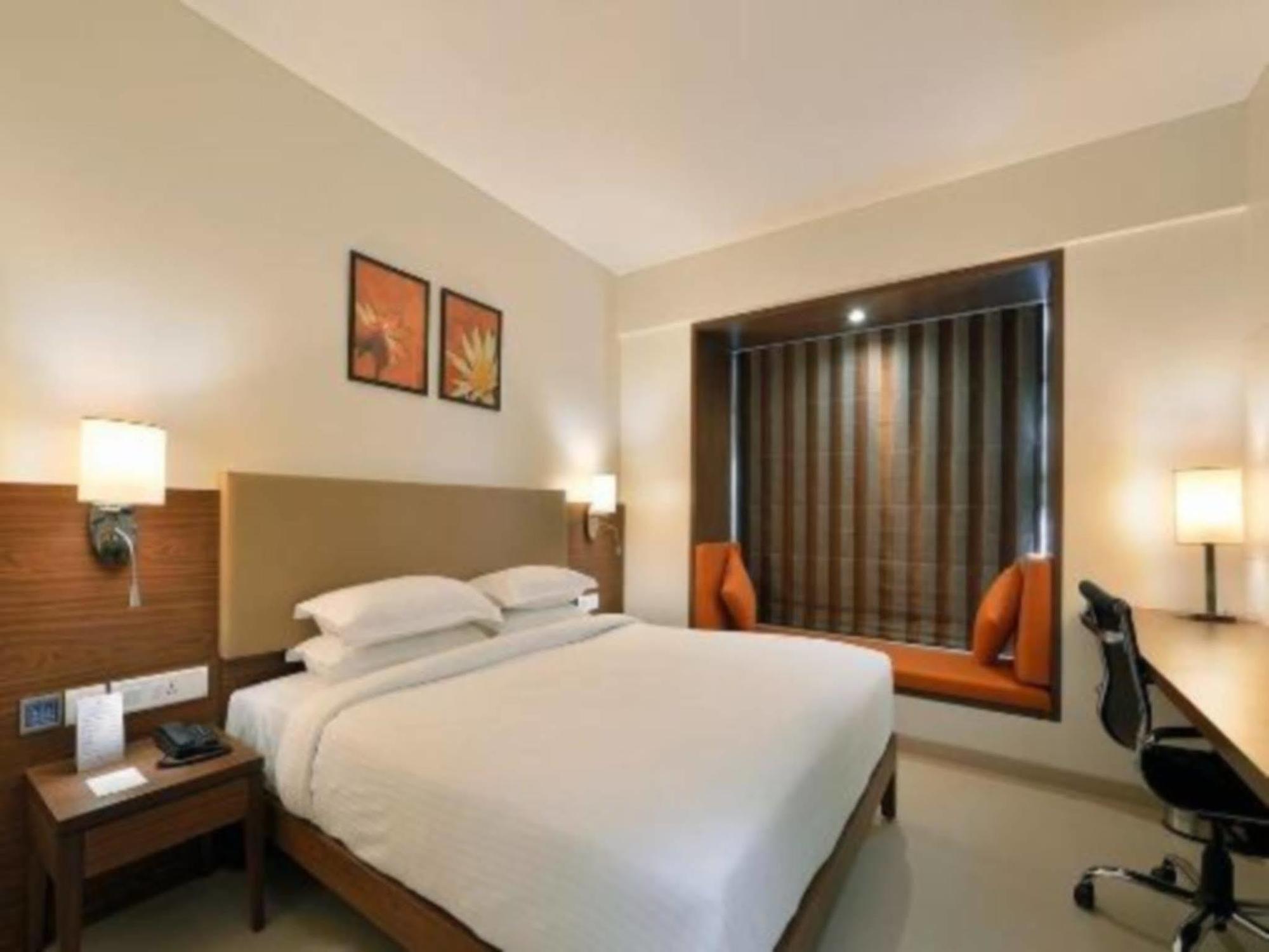 Krishna Palace Hotel - Ambernath Ambarnath Esterno foto