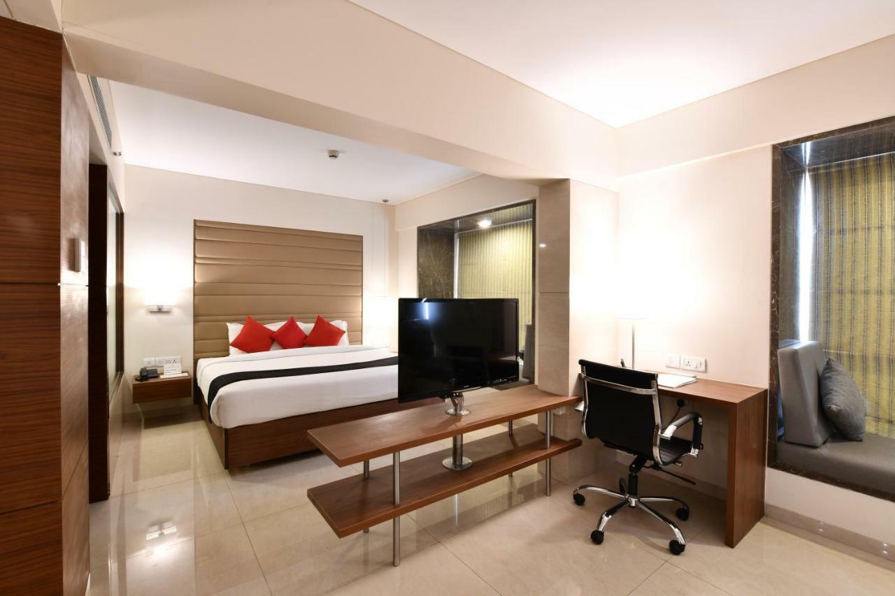 Krishna Palace Hotel - Ambernath Ambarnath Esterno foto